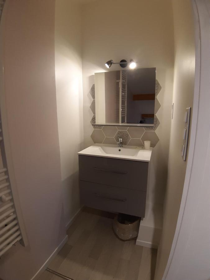 Appartement T2 Au Coeur Du Village Cleon-d'Andran Екстериор снимка